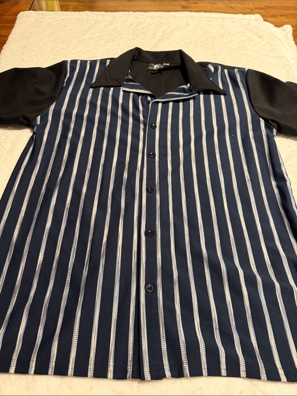 Classic Navy Striped Short-Sleeve Button Shirt by Positano size M